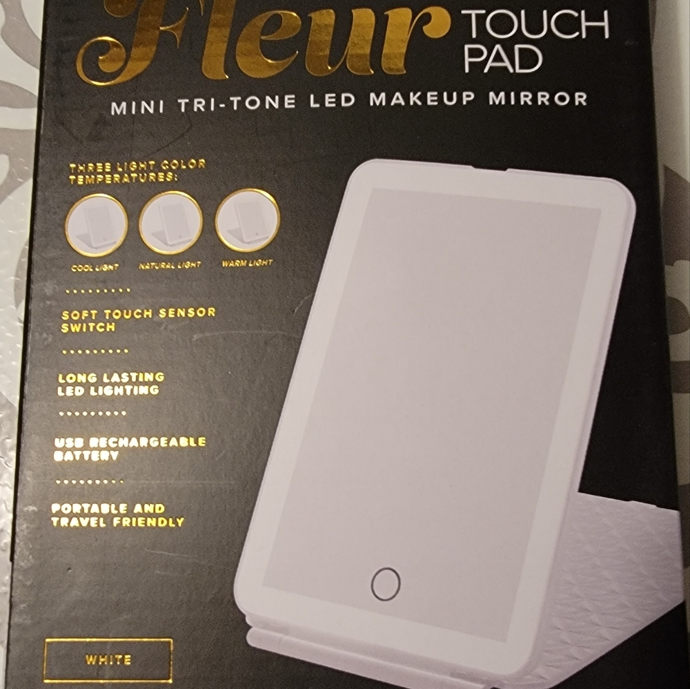 Fleur touch pad mini tri-tone led makeup mirror rechargeable
